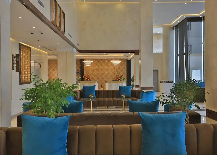 Hujra Hotel Tahlia Jeddah